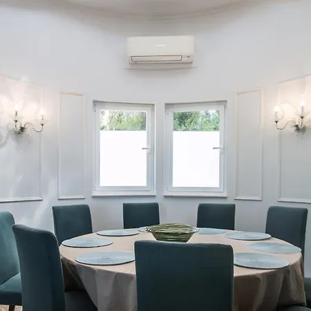Villa Abahana La Casa Blanca