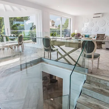 Abahana La Casa Blanca Villa